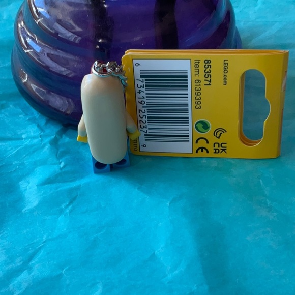 🌭LEGO HOTDOG GUY KEYCHAIN 🌭NWT 🌭 - Picture 14 of 16